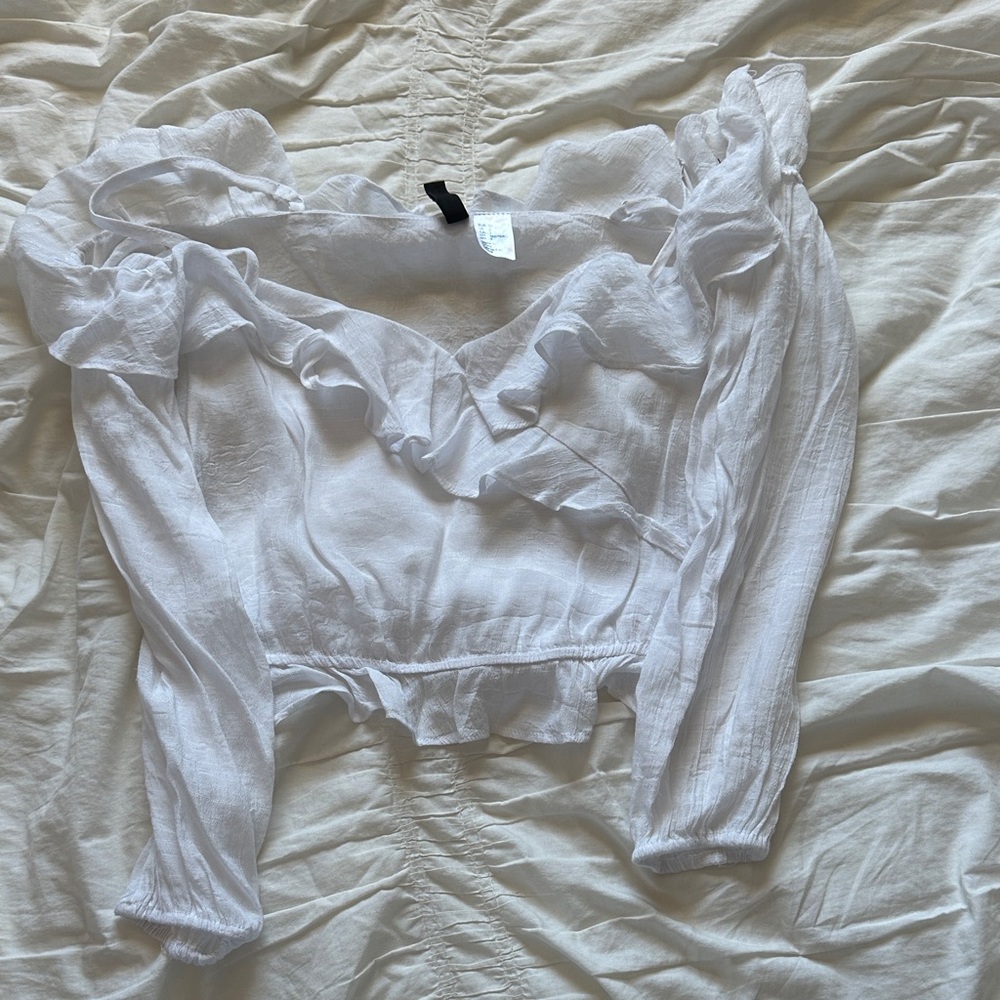 H&M White Ruffled Blouse